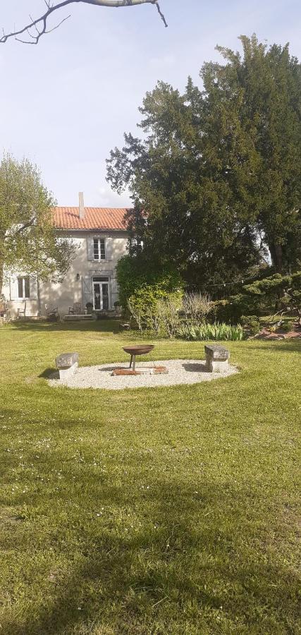 Maison Blanche Cherval Экстерьер фото